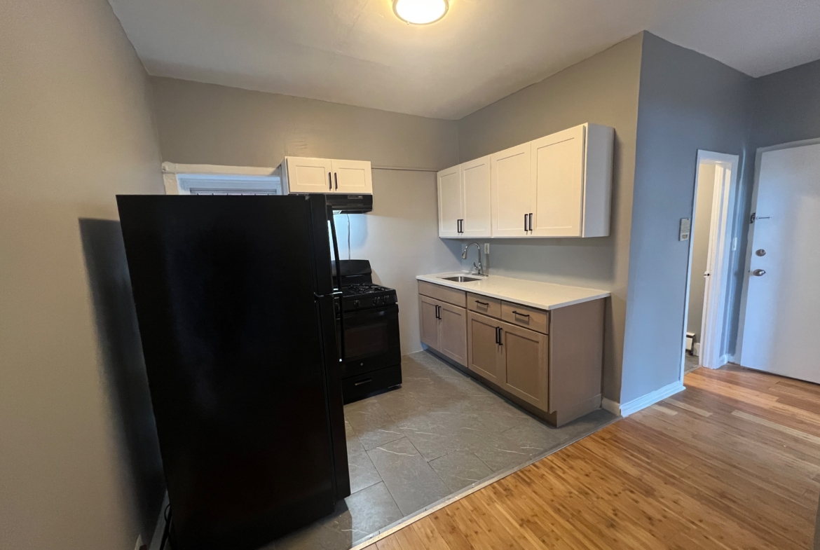 300 Watchung Ave. Apt. 2