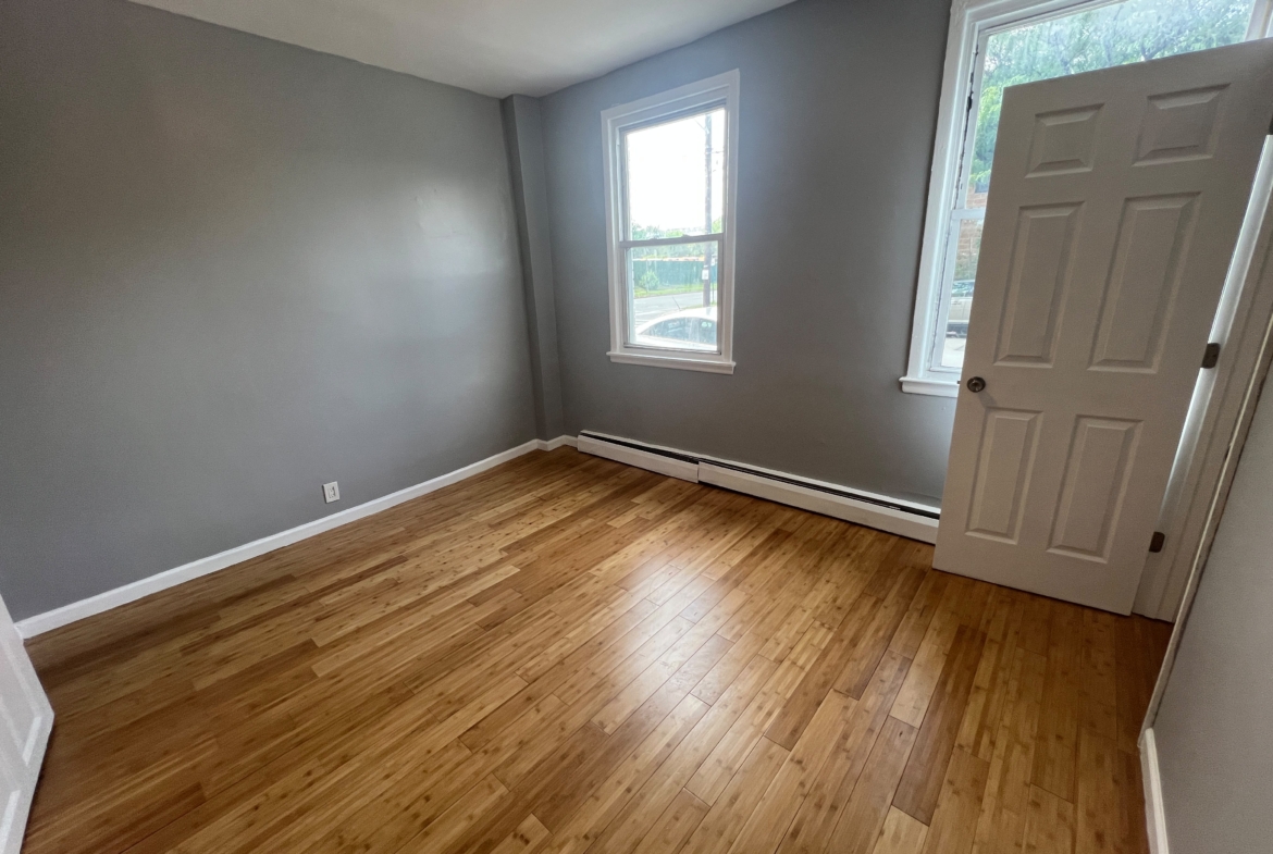 300 Watchung Ave. Apt. 2