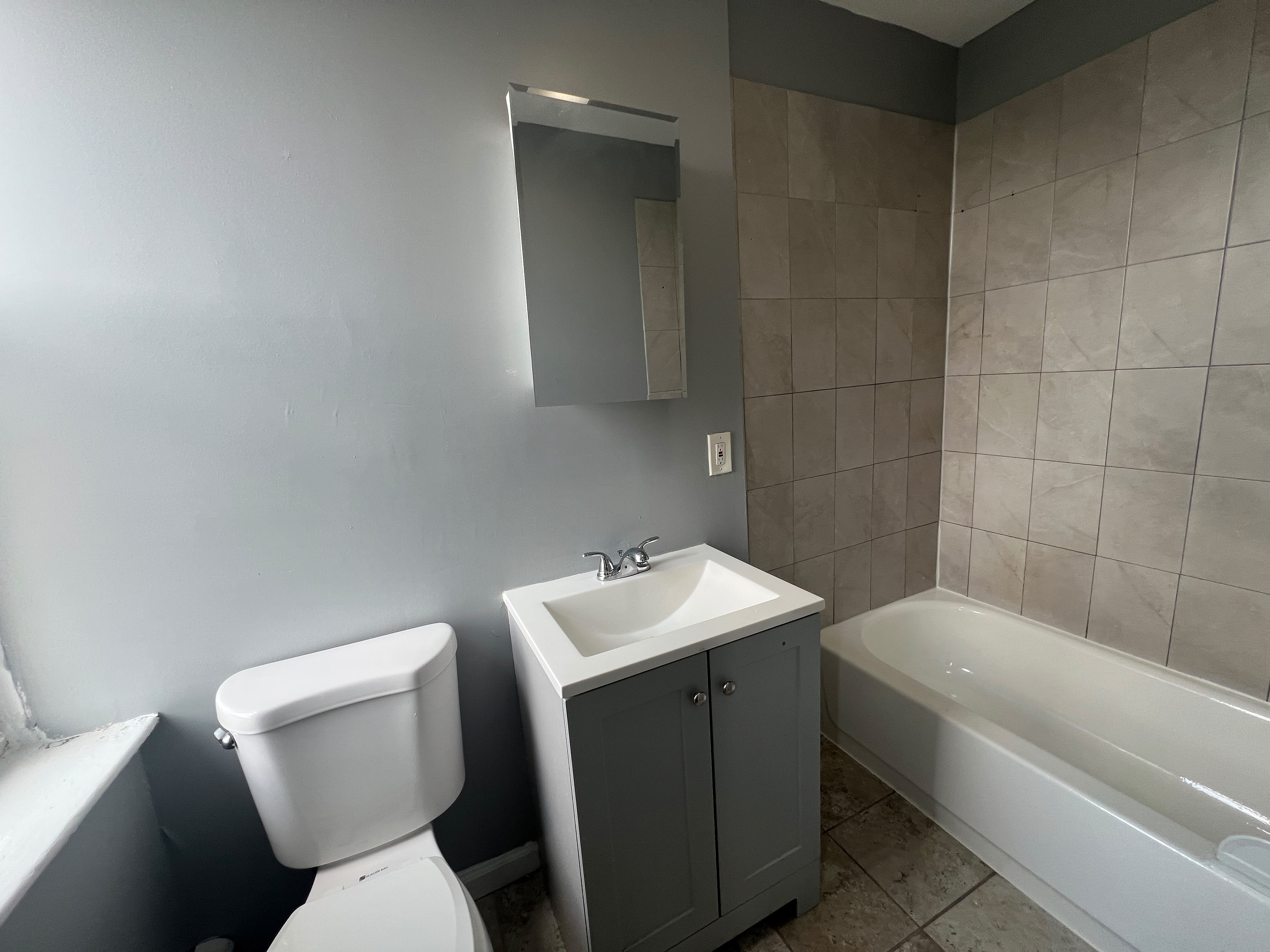 300 Watchung Ave. Apt. 7