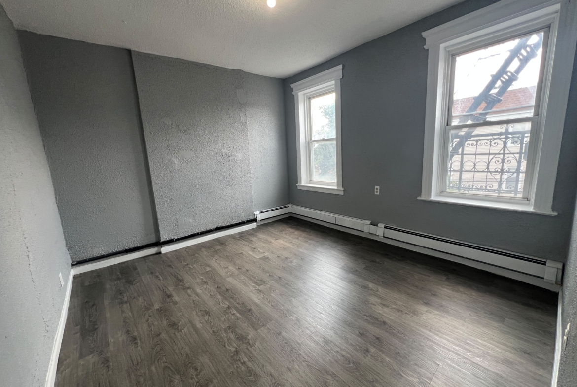 300 Watchung Ave. Apt. 7