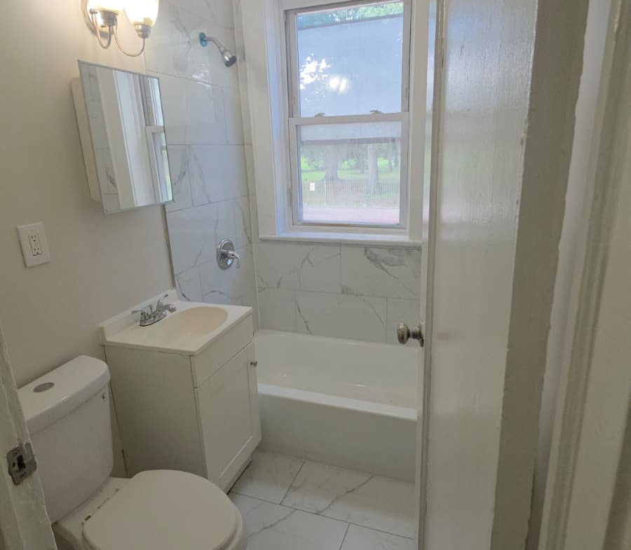 32 Dayton St. Apt. A1
