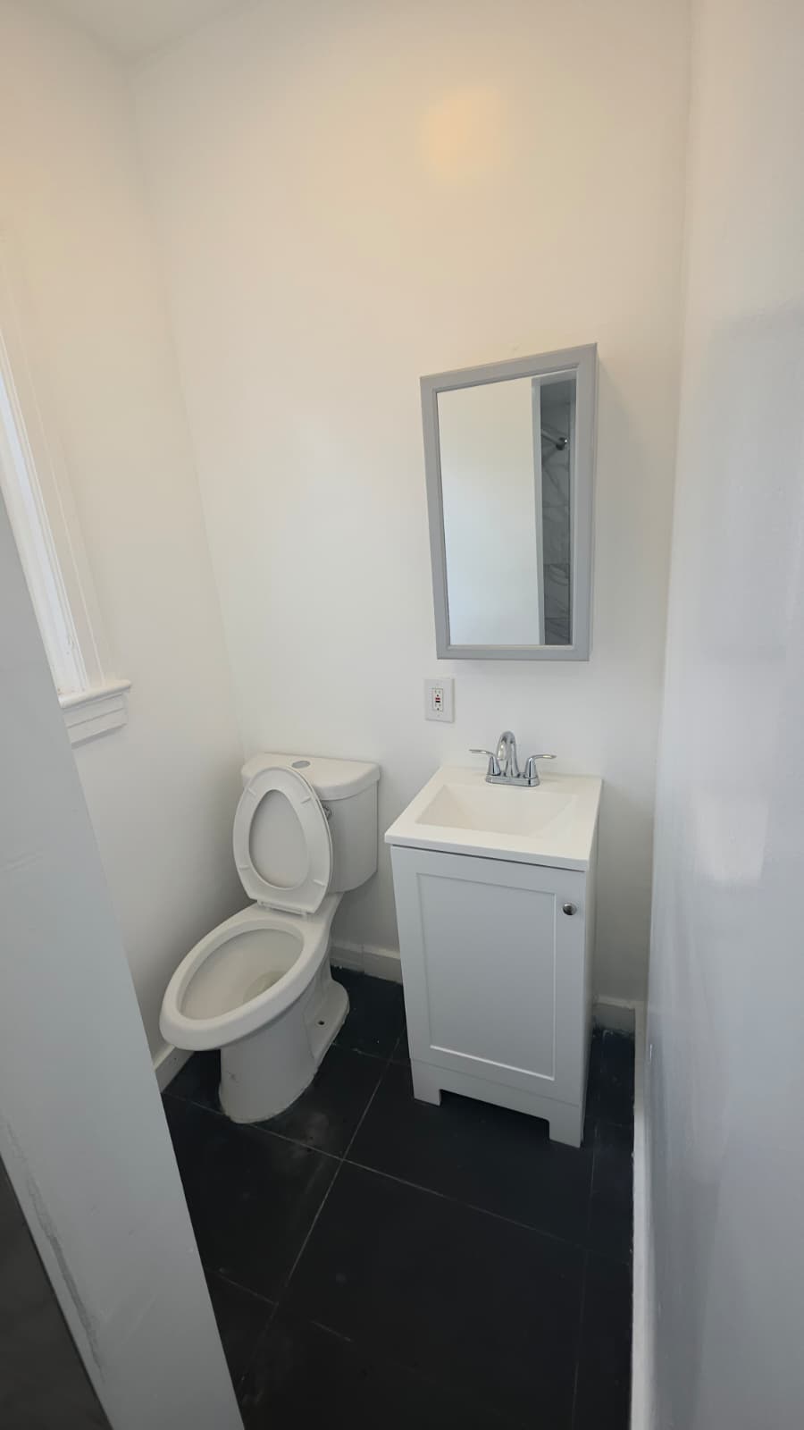 97 Cedar St Apt. 2B