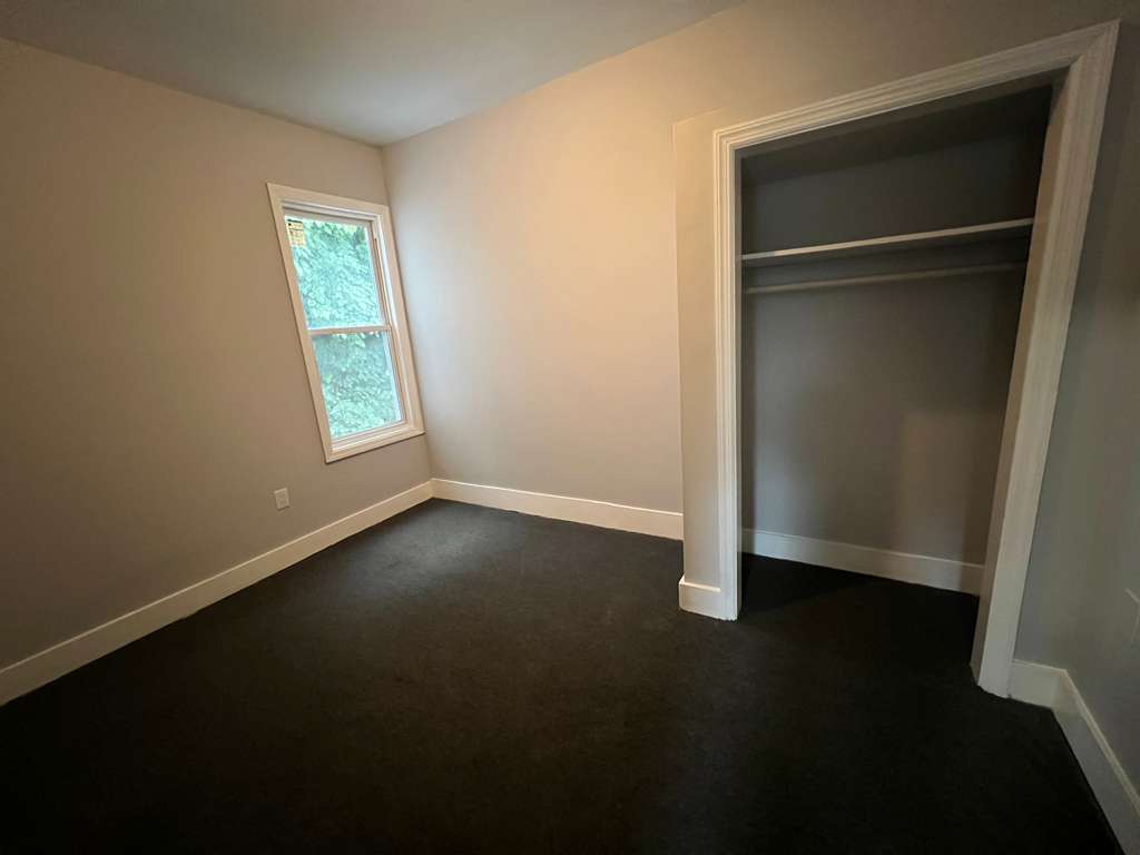 194 W Broadway Apt. 2F