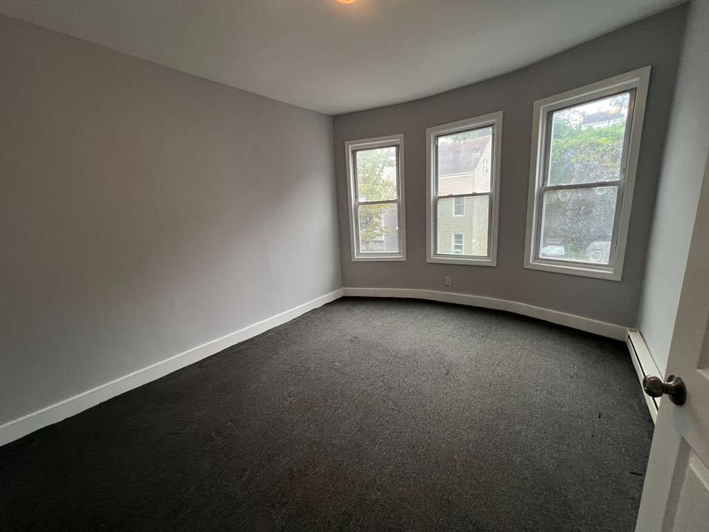 194 W Broadway Apt. 2F