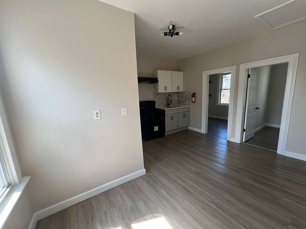 97 Cedar St Apt. 2B
