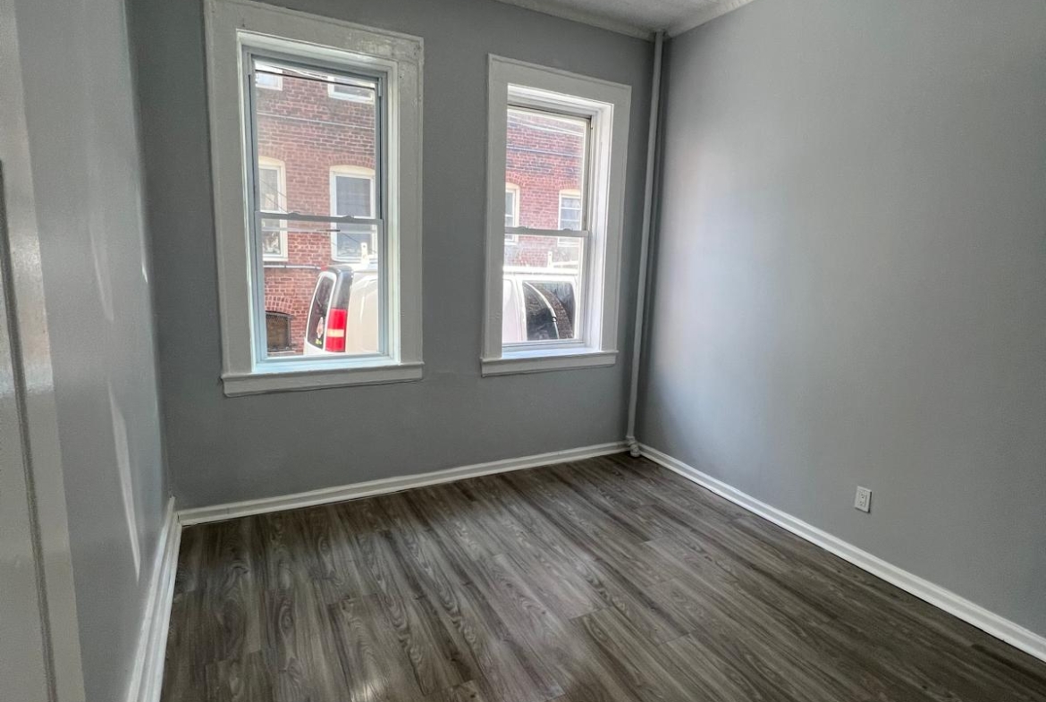 1345 Springfield Ave. Apt 4A