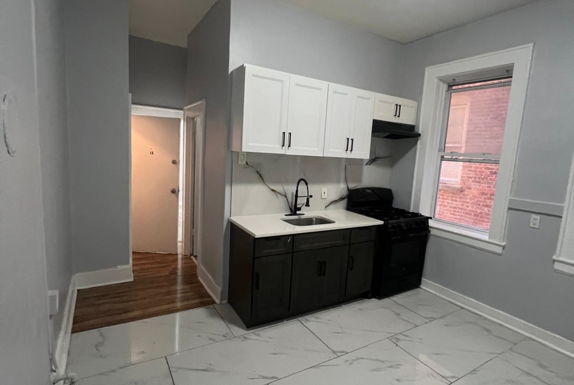 1345 Springfield Ave. Apt 4A