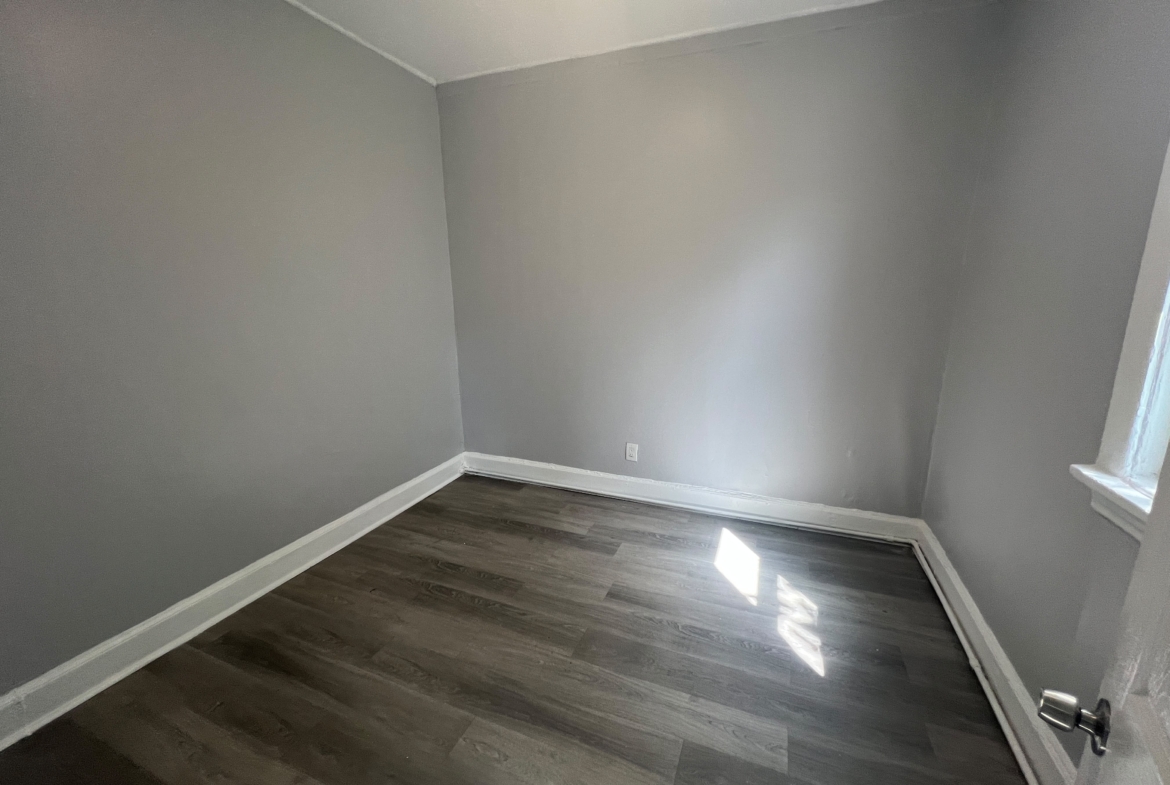 326 Grand St. Apt. 2R