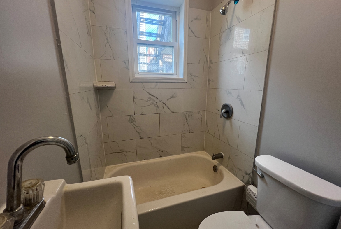326 Grand St. Apt. 2R