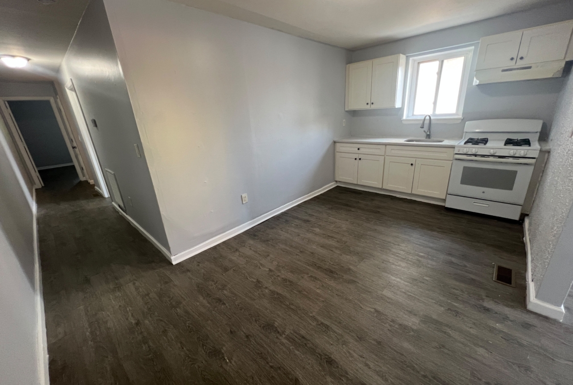56 Wall St. Apt. 3