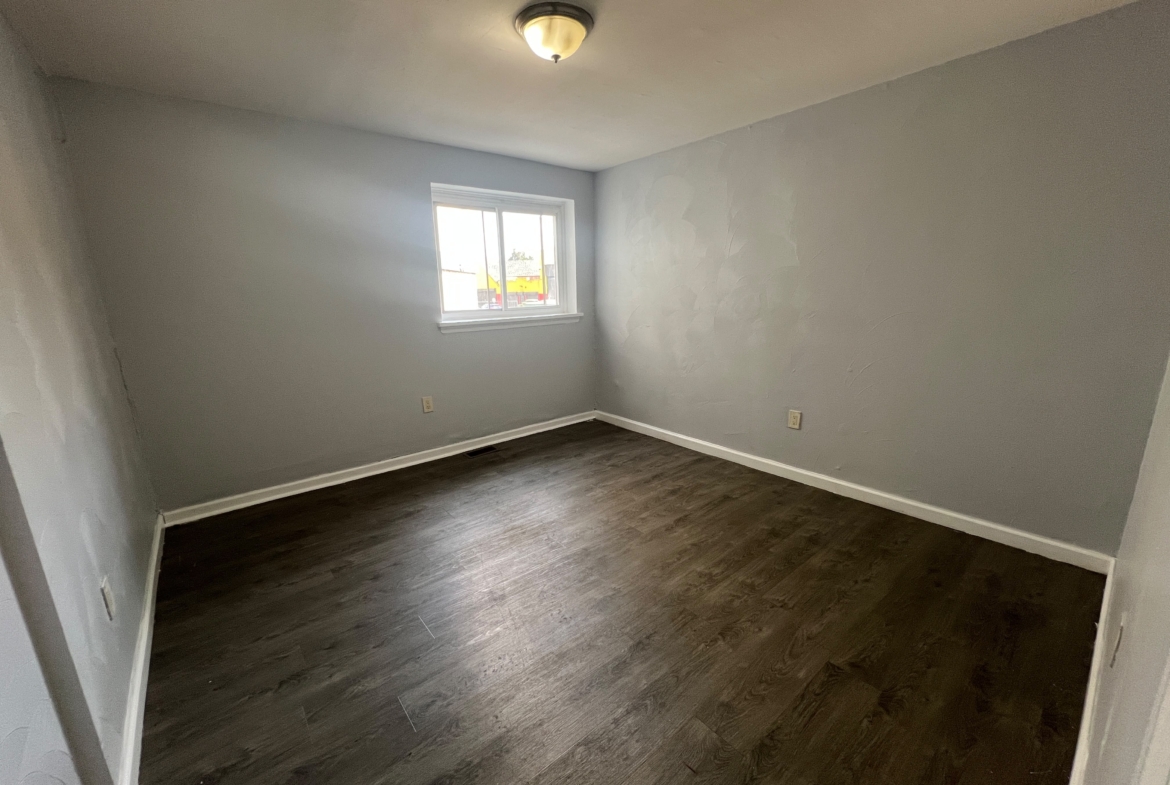 56 Wall St. Apt. 3