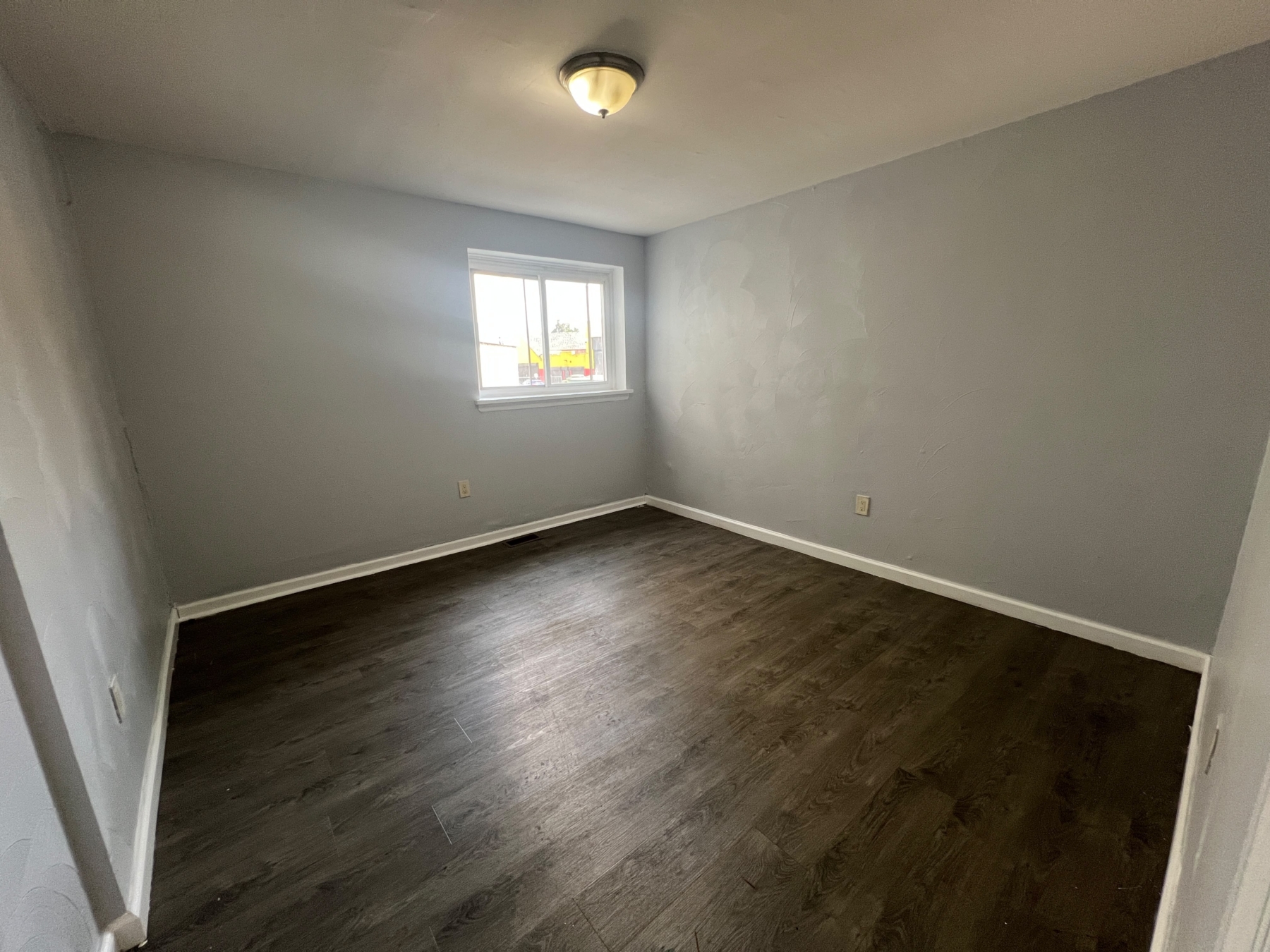 56 Wall St. Apt. 3