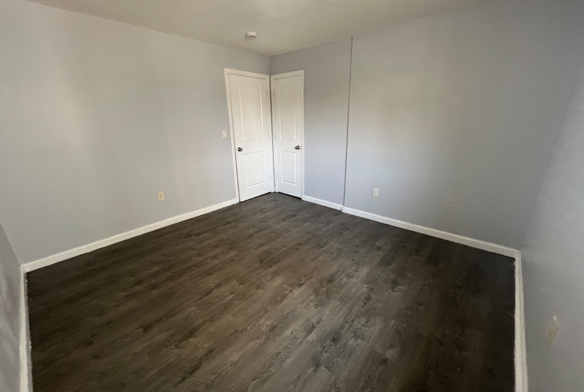 56 Wall St. Apt. 3