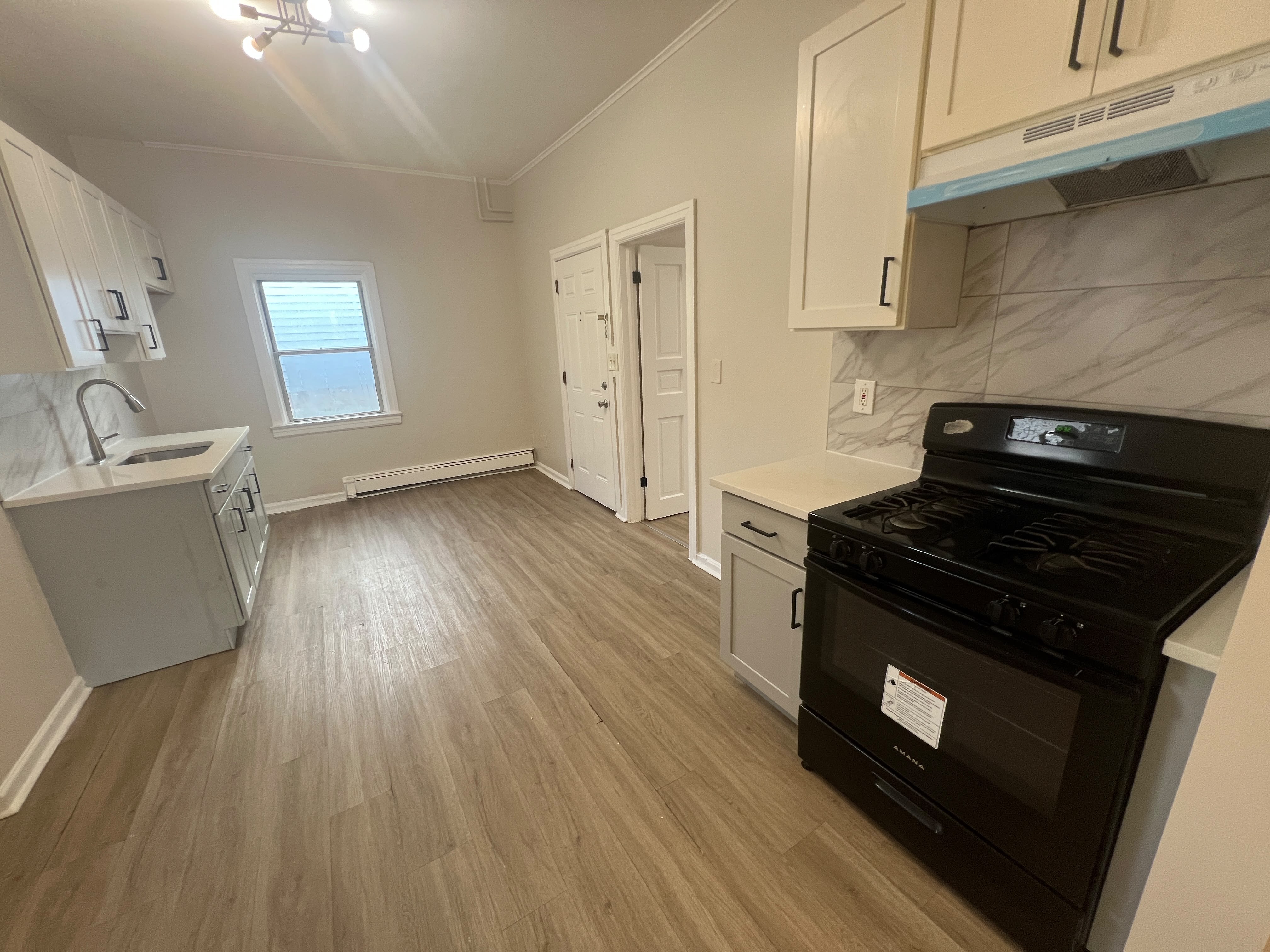 95 Cedar St. Apt. 1