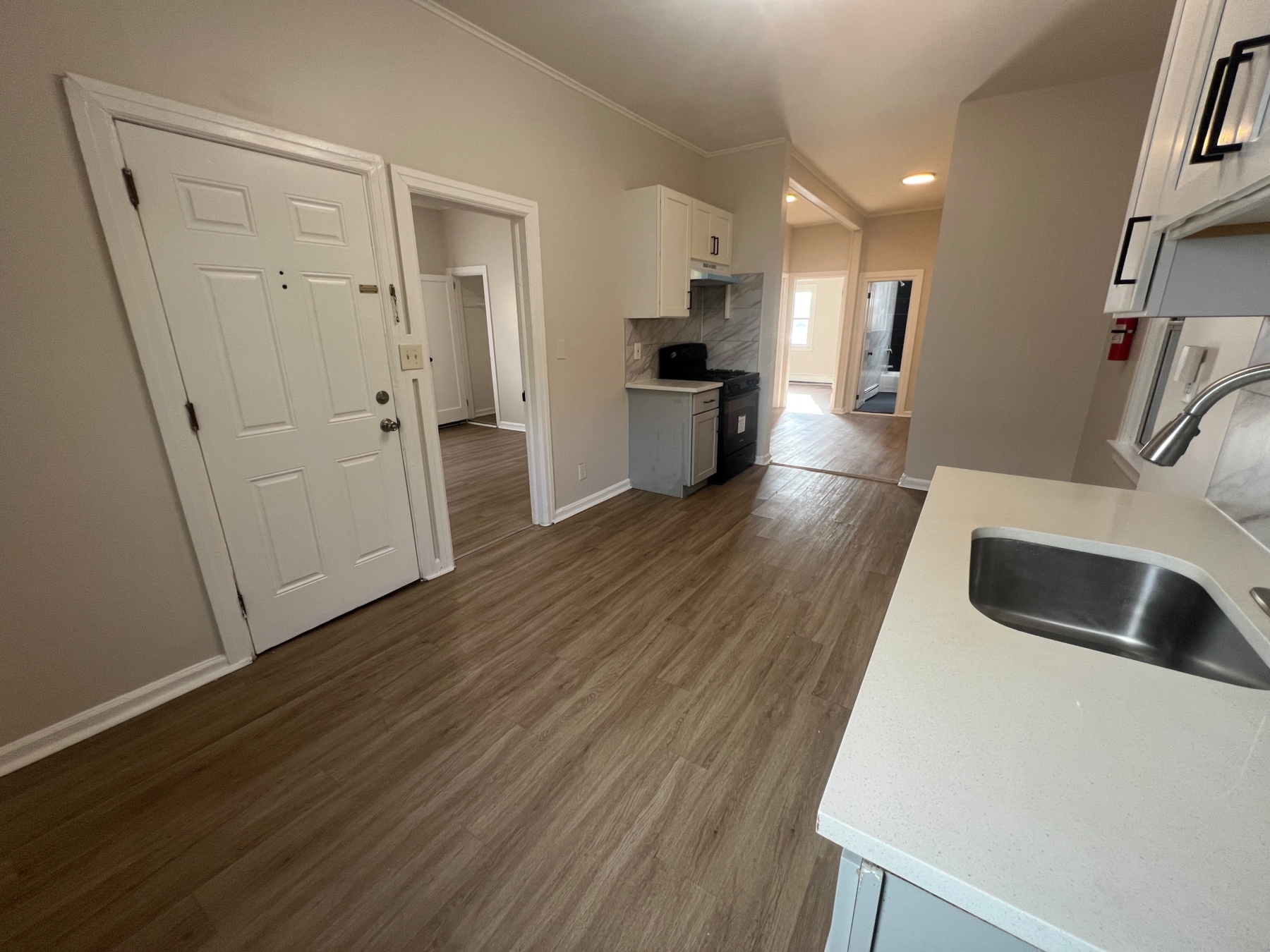 95 Cedar St. Apt. 1