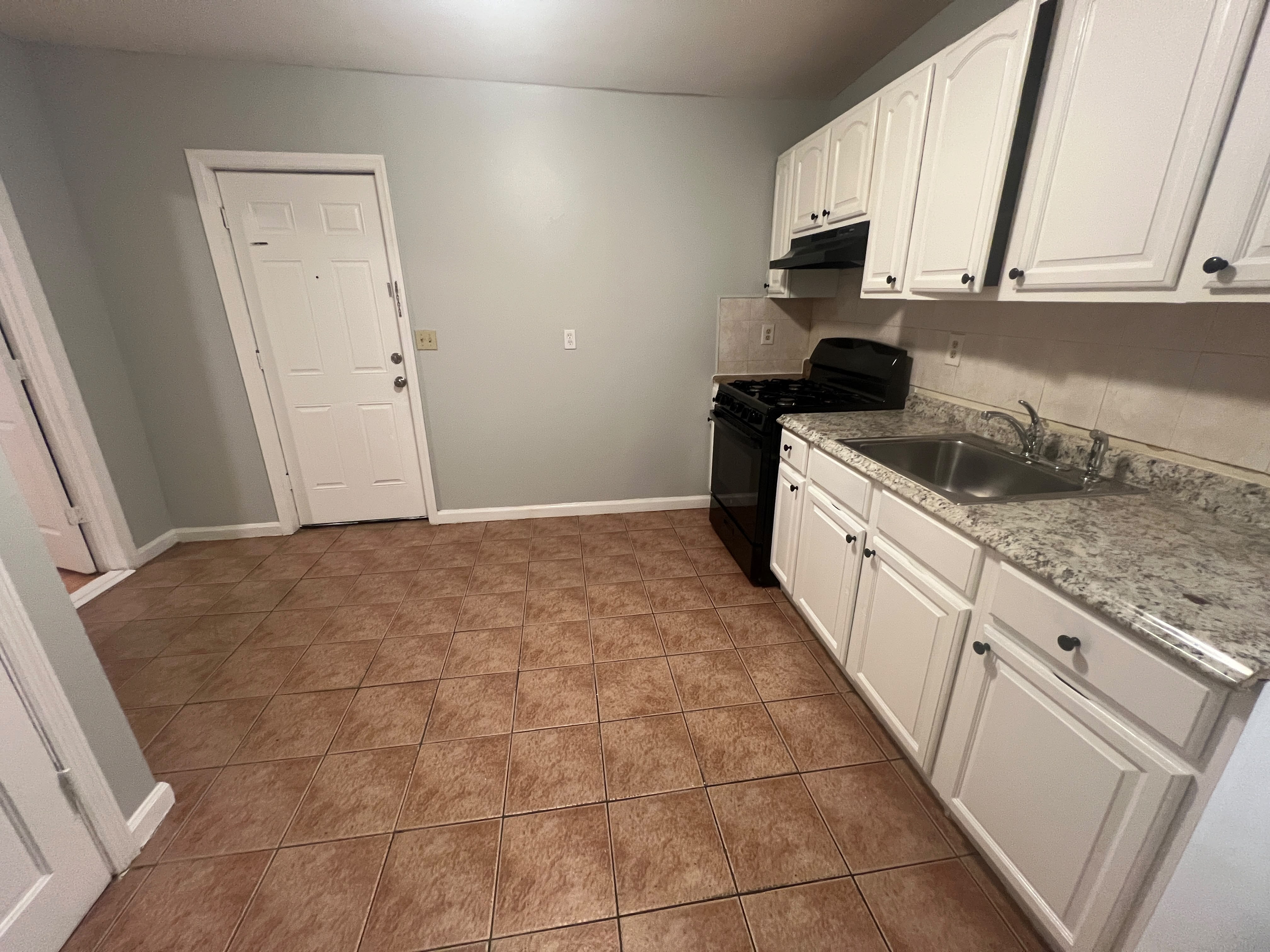 34 Passaic St. Apt. 4