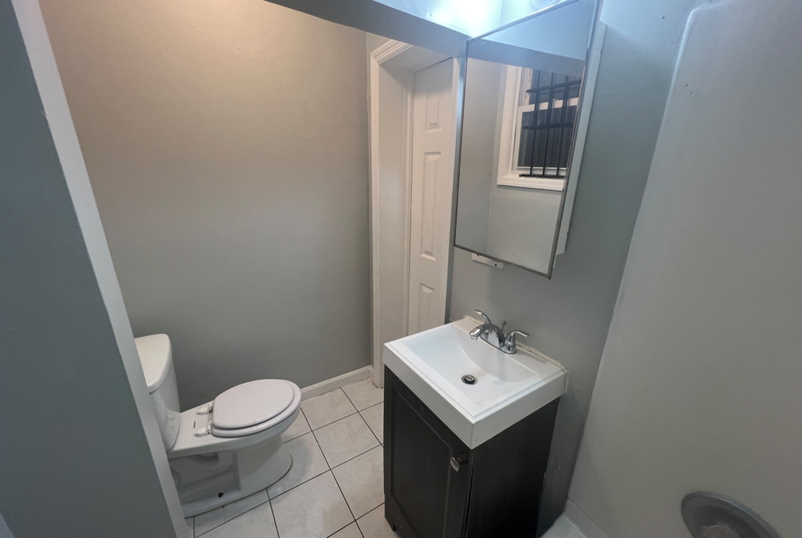 34 Passaic St. Apt. 4