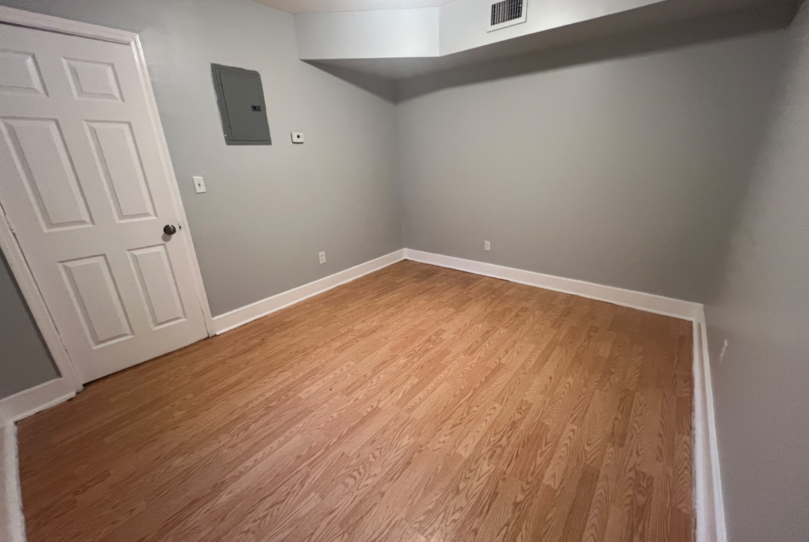 34 Passaic St. Apt. 4