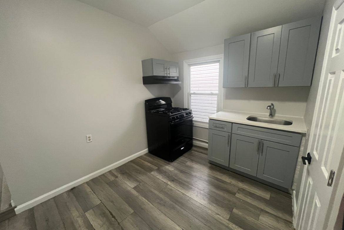 315 Marshall St. Apt 2