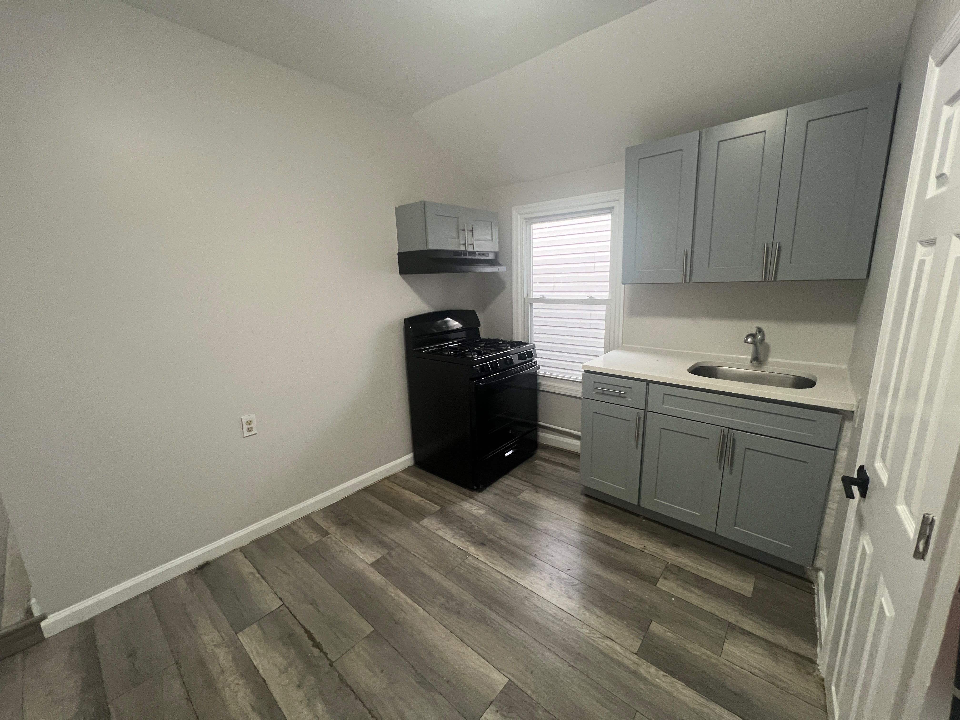 315 Marshall St. Apt 2