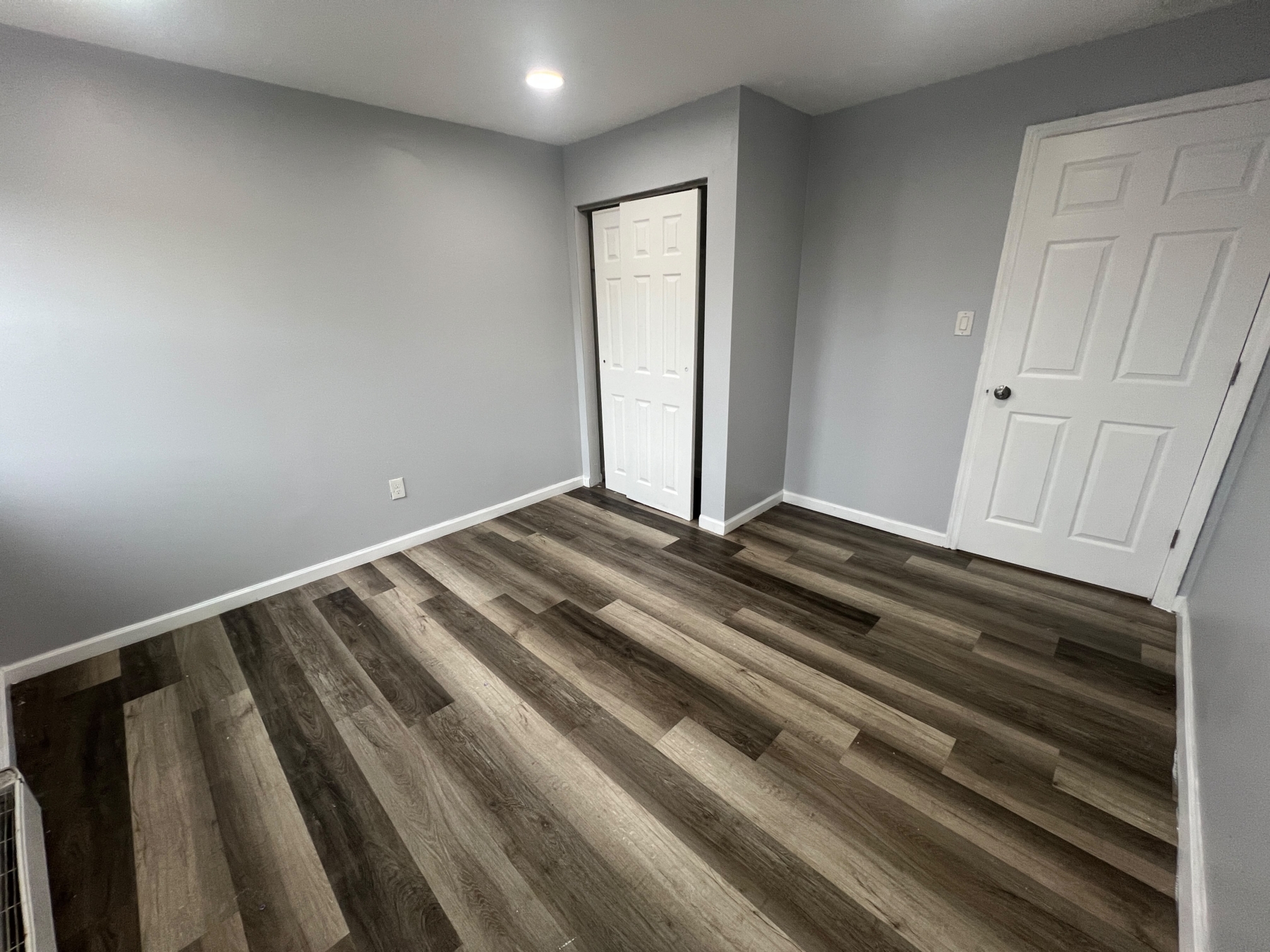 122 Central Ave. Apt A