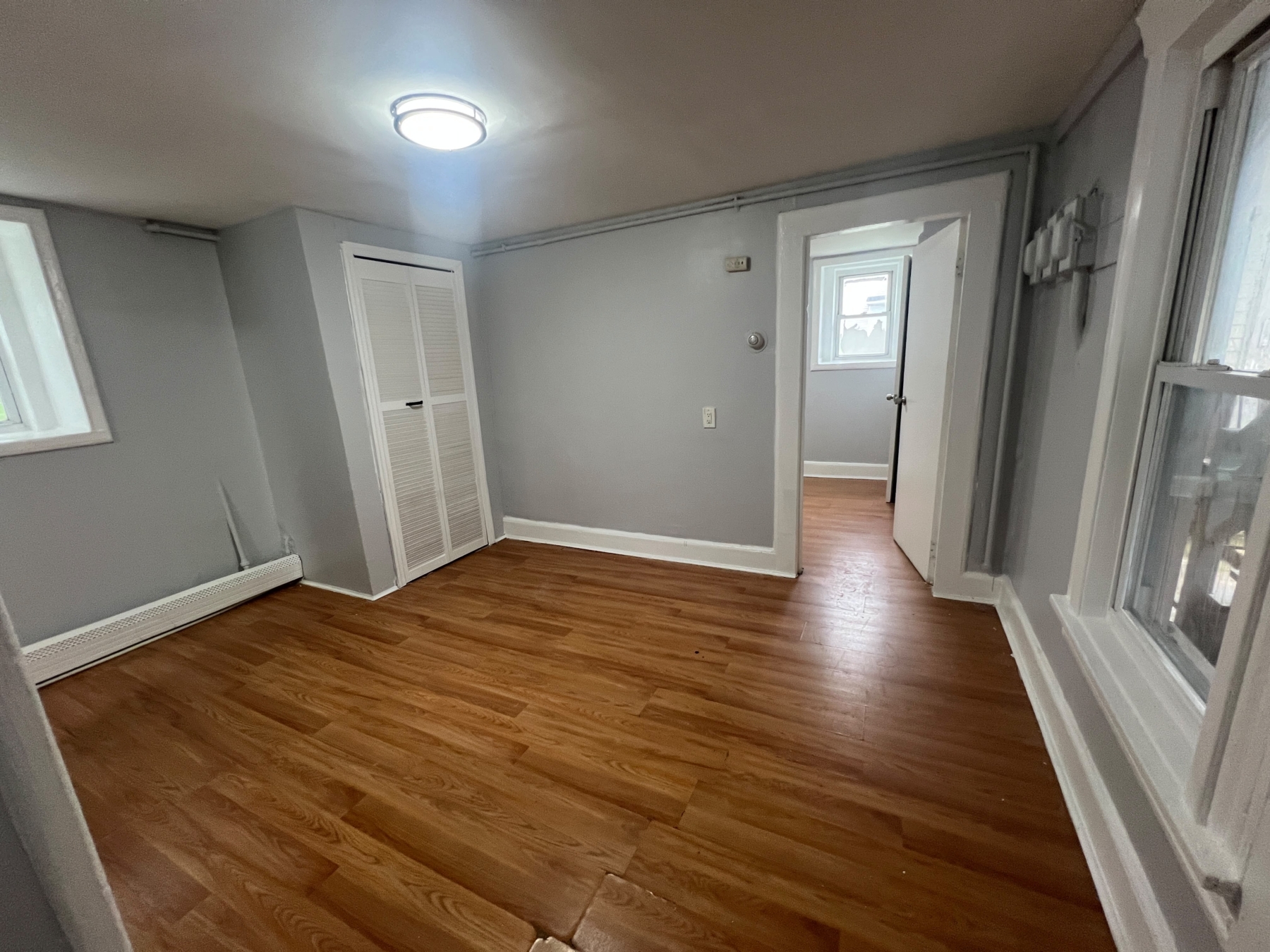 326 Grand Apt. 1R