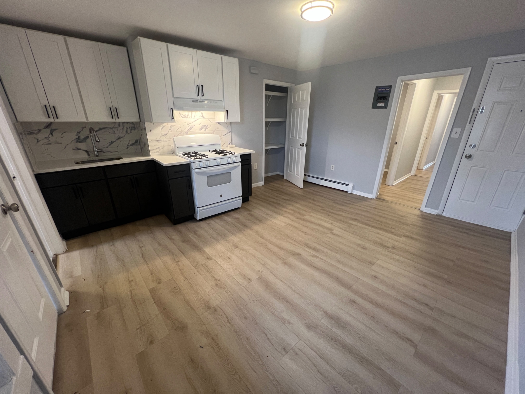 326 Grand St. Apt. 3F