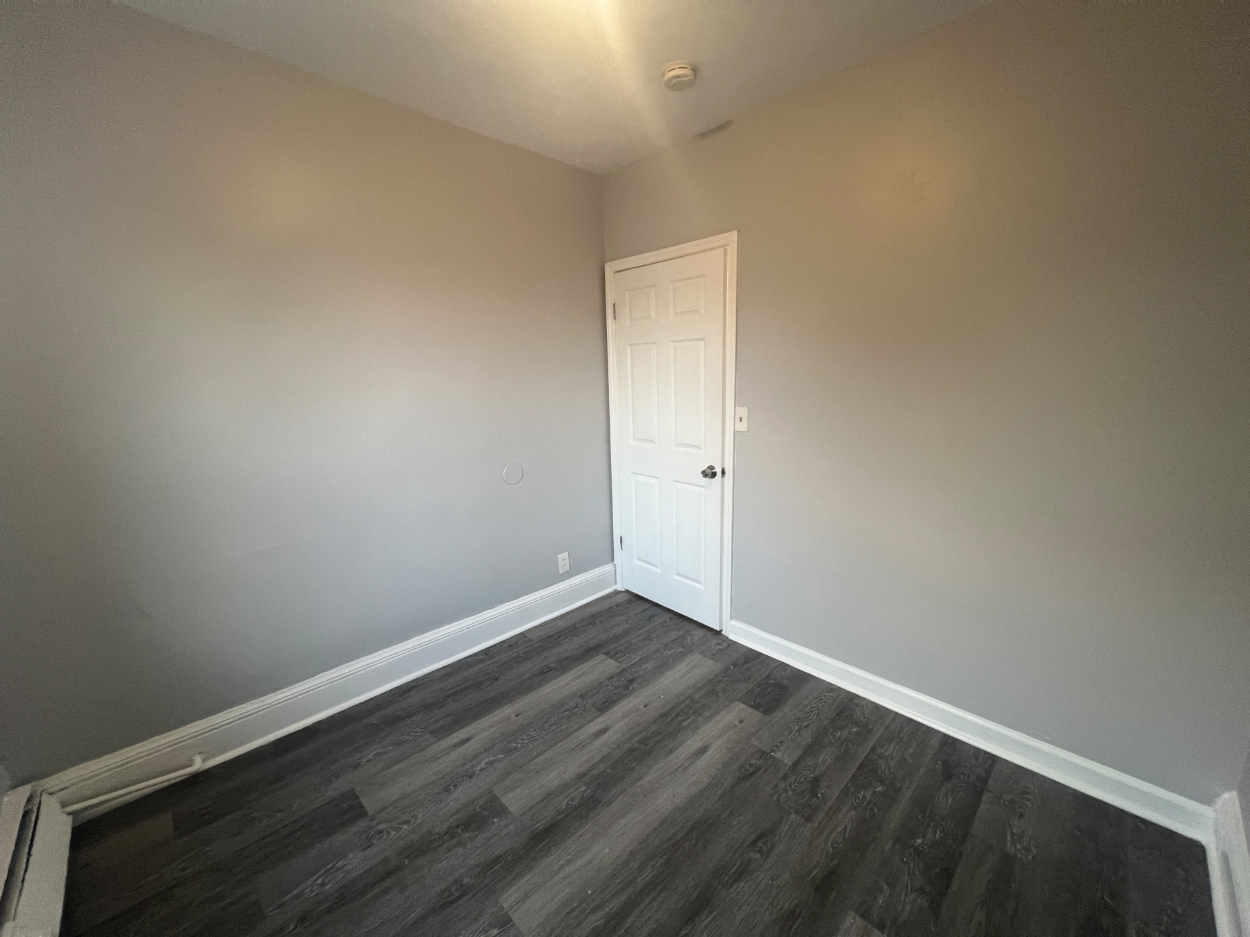 76 4th Ave. Apt. 3