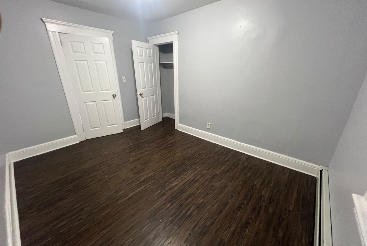 68 Wayne Ave. Apt. 2