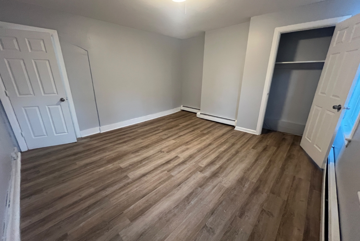 68 Wayne Ave. Apt. 2