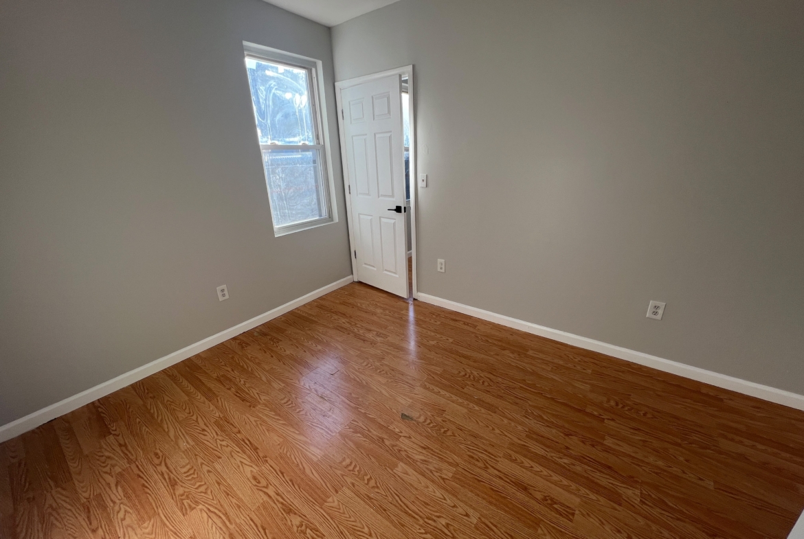 34 Passaic St. Apt. 5
