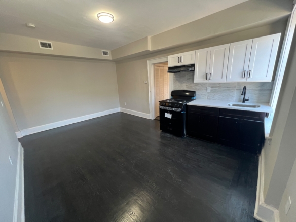 1003 S Orange Ave. Apt. 203