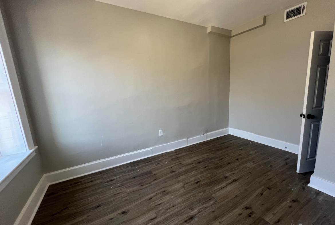 1003 S Orange Ave. Apt. 203